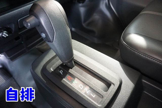(自排)(只跑3萬) 2022年菱利零下-5度冷凍車 /一手車/零頭款.可全額貸款/ABS/定速/全車原鈑件  第12張相片