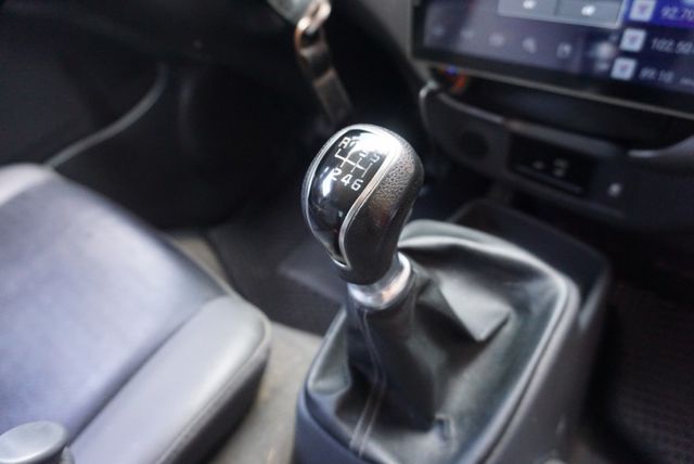 2021年卡旺雙廂貨車 ∣ 雙折尾門升降機∣6人座∣全車原鈑件∣一手車∣倒車顯影∣ABS∣零頭款可全額貸款  第16張相片