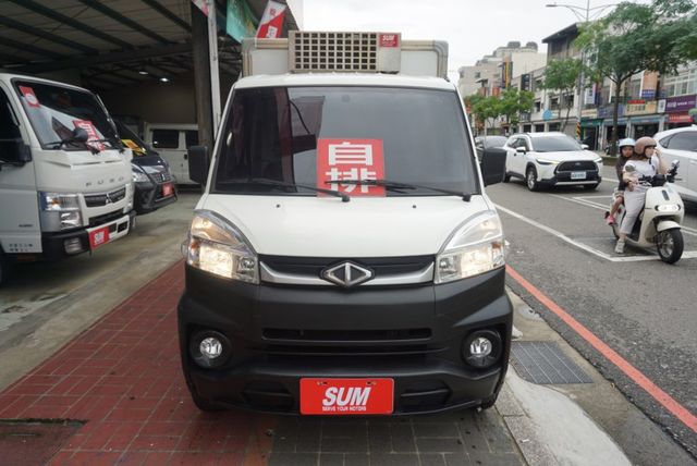 (只跑4萬多.稀有自排.零下-15度) 2022年 菱利冷凍車 / 附定速.全車水噹噹 / 零頭款.可全額貸款  第3張相片