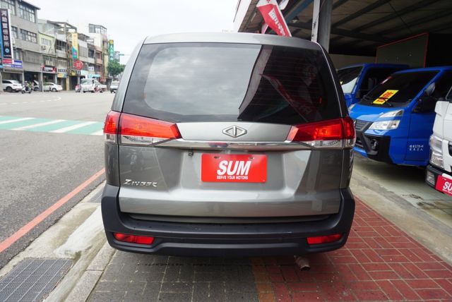 (自排)(只跑4萬多) ZINGER 客貨兩用車 / 100%全車原鈑件 / 附前後行車紀錄器.零頭款.可全額貸款  第6張相片