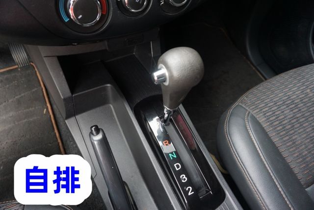 (自排)(只跑4萬多) ZINGER 客貨兩用車 / 100%全車原鈑件 / 附前後行車紀錄器.零頭款.可全額貸款  第17張相片