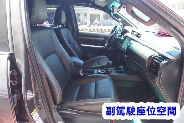 (4WD.附直線加速器) 2022年 HILUX 皮卡休旅車 / 附360度環景系統.後斗電動捲簾.安卓機.導航系統  第13張相片
