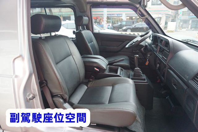 (8人座.只跑5萬多)2021年 得利卡客貨兩用車 /100%全車原鈑件 / 零頭款.可全額貸款  第12張相片