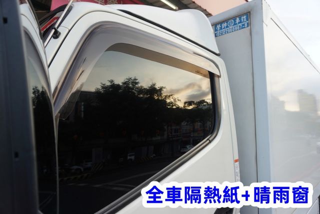 (稀有自排.只跑6萬多) 2022年 堅達11尺半纖維廂 / 100%全車原鈑件 / 附4錄 / 零頭款.可全額貸款  第11張相片