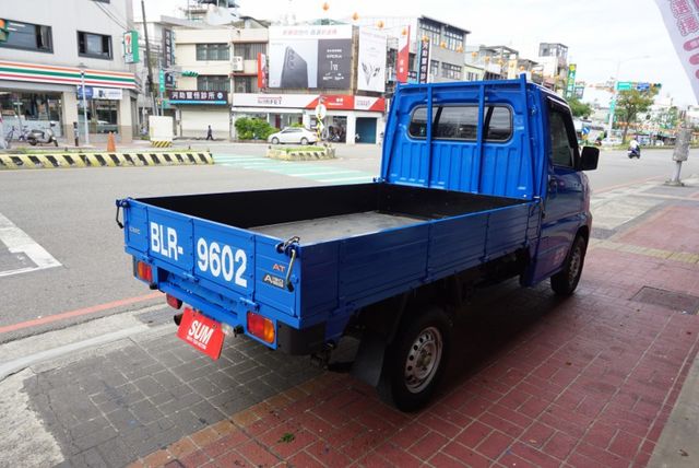 (稀有自排.只跑5萬多) 2021年 菱利自排貨車 / 100%全車原鈑件.零頭款.可全額貸款  第5張相片