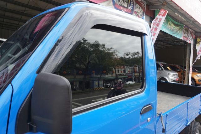 (稀有自排.只跑5萬多) 2021年 菱利自排貨車 / 100%全車原鈑件.零頭款.可全額貸款  第9張相片