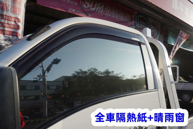 (稀有自排.附2.5尺升降尾門) 2021年 現代小霸王貨車 / 100%全車原鈑件. 零頭款.可全貸  第10張相片