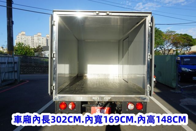 (只跑2萬多.保溫箱) 2022卡旺保溫箱貨車 / 全車水噹噹/ 零頭款.可全額貸款  第9張相片