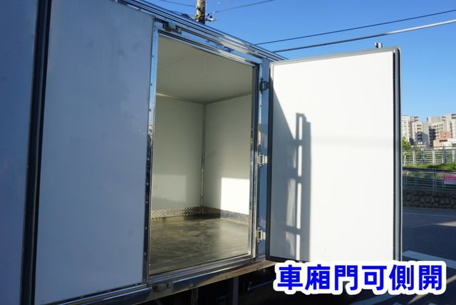 (只跑2萬多.保溫箱) 2022卡旺保溫箱貨車 / 全車水噹噹/ 零頭款.可全額貸款  第11張相片