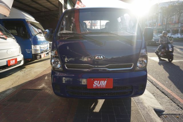 (6人座) 2017卡旺雙箱貨車 / 全車水噹噹. 載人載貨皆適用 / 零頭款.可全額貸款  第3張相片