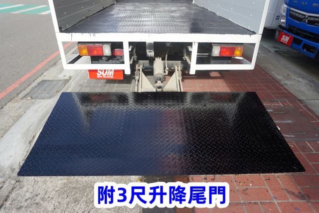 (稀有自排.附3尺尾門) 2021 HINO 11尺半貨車 / 100%全車原鈑件 .附4路行車紀錄器. 零頭款.可全貸  第9張相片