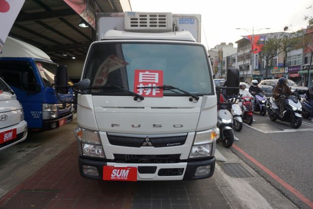 (只跑1萬多.稀有自排.附4尺升降尾門) 2024年 堅達11尺半冷凍車 / 附4路.零頭款.可全貸  第3張相片