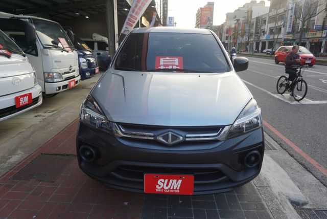 2020 ZINGER 客貨兩用車 / 100%全車原鈑件 / 零頭款.可全額貸款  第3張相片