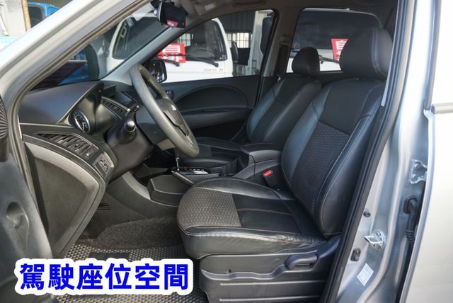 2020 ZINGER 客貨兩用車 / 100%全車原鈑件 / 零頭款.可全額貸款  第11張相片
