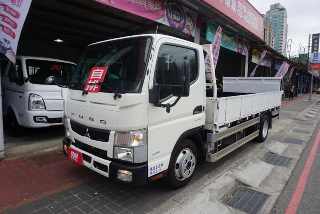 (只跑1萬多.稀有自排.附4.5尺尾門) 2023年 堅達14尺貨車 / 100%全車原鈑件. 零頭款.可全額貸款  第1張相片