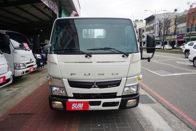 (只跑1萬多.稀有自排.附4.5尺尾門) 2023年 堅達14尺貨車 / 100%全車原鈑件. 零頭款.可全額貸款  第3張相片