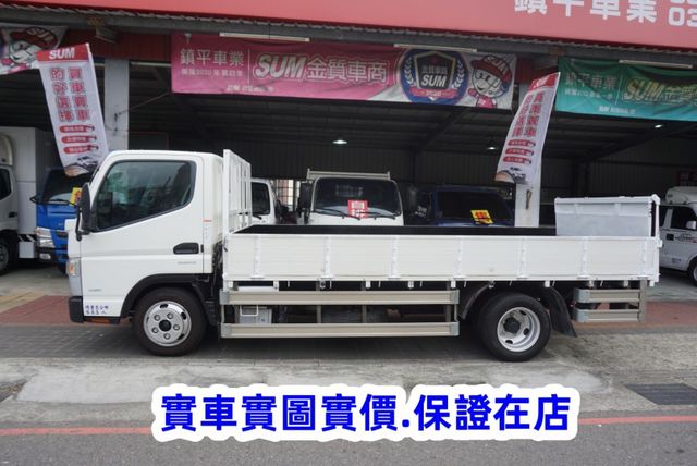 (只跑1萬多.稀有自排.附4.5尺尾門) 2023年 堅達14尺貨車 / 100%全車原鈑件. 零頭款.可全額貸款  第9張相片