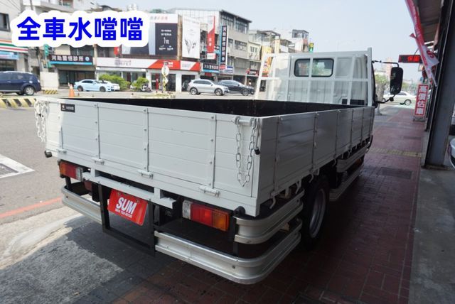 2022 HINO11尺半貨車 / 100%全車原鈑件.附4路 /零頭款.可全額貸款  第7張相片