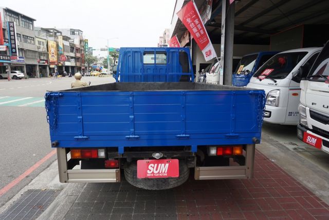 (只跑5萬多) 2020年 堅達10尺半貨車 / 全車水噹噹.附4路行車紀錄器/ 零頭款.可全額貸款  第6張相片