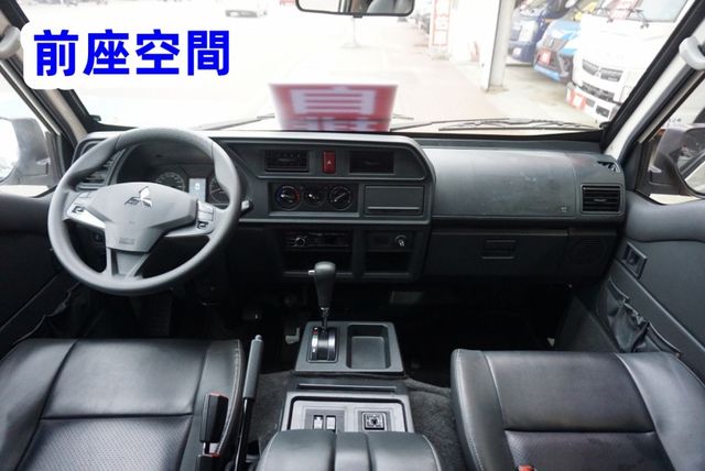 (稀有自排.8人座) 2021年 得利卡客貨兩用車 / 全車水噹噹 / 三排座椅.零頭款.可全額貸款  第12張相片