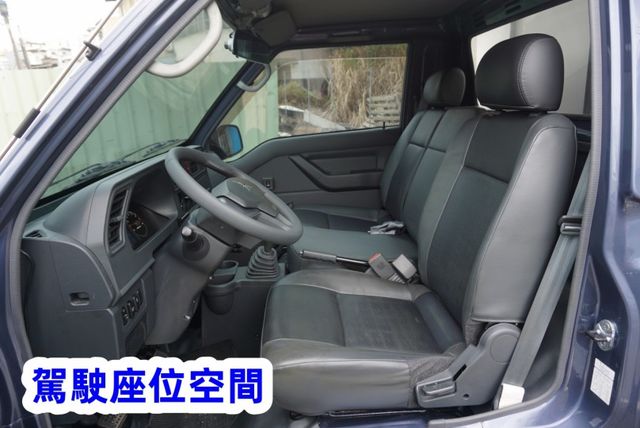 (只跑2萬多.零下-20度) 2022年 得利卡冷凍車/ 全車100%原鈑件. 零頭款.可全額貸款  第12張相片