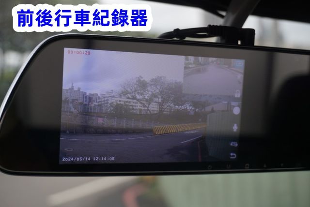 (只跑2萬多.零下-20度) 2022年 得利卡冷凍車/ 全車100%原鈑件. 零頭款.可全額貸款  第16張相片