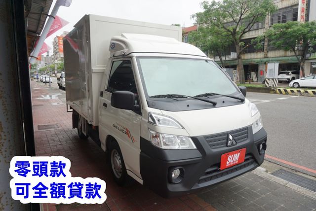 (只跑4萬多) 2024年 得利卡纖維廂 / 100%全車原鈑件 / 零頭款.可全額貸款  第4張相片