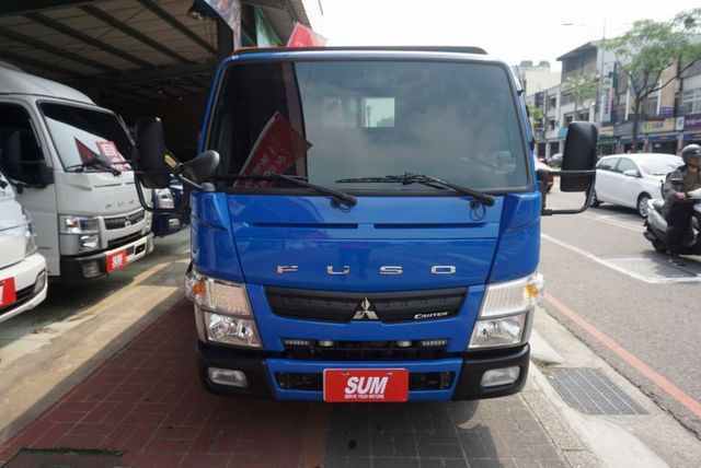 (附2.5尺升降尾門.布篷) 2017年 堅達10尺半貨車 / 100%全車原鈑件.零頭款.可全額貸款  第3張相片