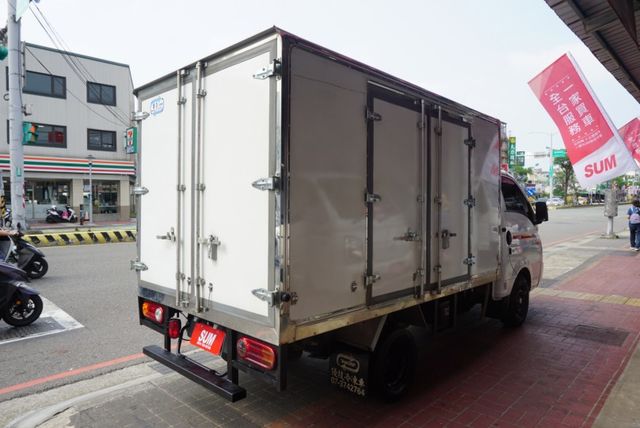 (零下-5度) 2025年 現代小霸王冷凍車 / 100%全車原鈑件.附前後行車紀錄器.零頭款.可全額貸款  第7張相片