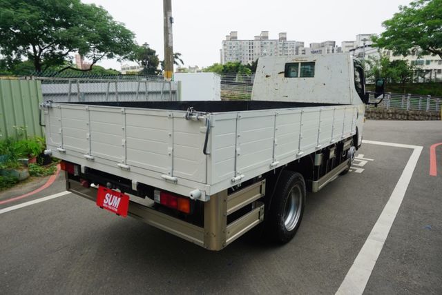 2023年 堅達11尺半貨車 / 全車水噹噹. 附4路行車紀錄器 / 零頭款.可全額貸款  第7張相片