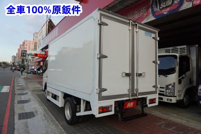 (稀有自排.只跑6萬多) 2022年 堅達11尺半纖維廂 / 100%全車原鈑件 / 附4錄 / 零頭款.可全額貸款  第7張相片