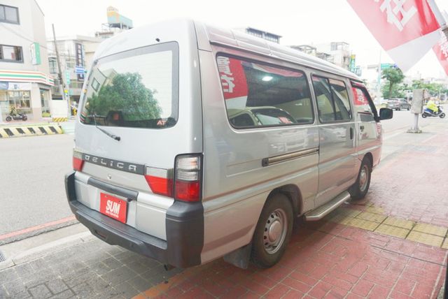 (只跑4萬多.8人座) 2020年 得利卡客貨兩用車 / 全車水噹噹. 零頭款.可全額貸款  第6張相片