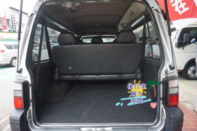 (只跑4萬多.8人座) 2020年 得利卡客貨兩用車 / 全車水噹噹. 零頭款.可全額貸款  第13張相片