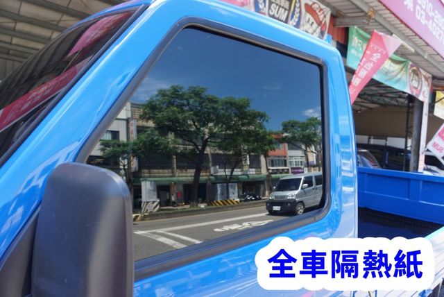 (稀有自排.附2.5尺升降尾門) 2022年 菱利貨車 / 全車水噹噹 / 零頭款.可全額貸款  第8張相片