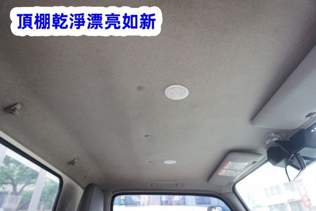 (附5尺雙折雙缸升降尾門) 2023年 HINO 14尺貨車/ 全車水噹噹 / 附4路.零頭款.可全額貸款  第15張相片