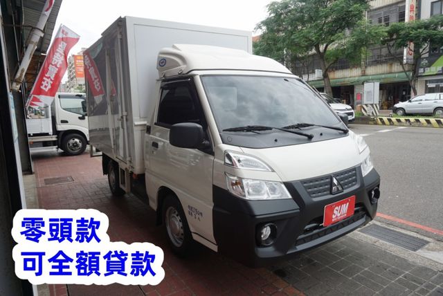 (只跑3萬多) 2021年 得利卡纖維廂 / 100%全車原鈑件/ 車廂門可側開.零頭款.可全額貸款  第4張相片