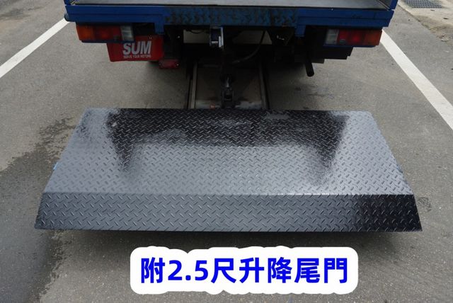 (附2.5尺升降尾門) 2015 得利卡貨車 / 全車水噹噹 / 零頭款.可全額貸款  第9張相片