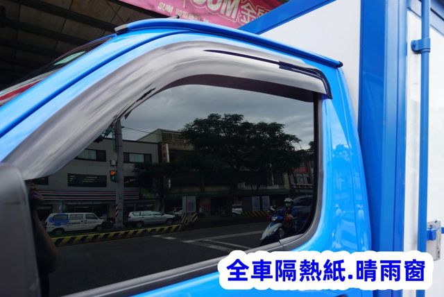 2025 TOYOTA TOWN ACE /100%全車原鈑件 / 零頭款.可全額貸款  第11張相片