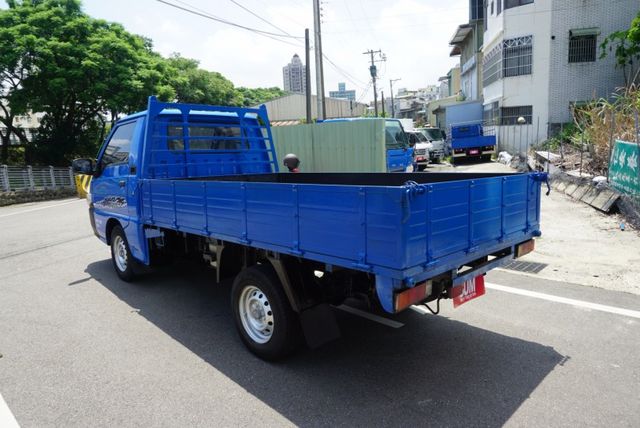 (只跑7萬) 2019年 得利卡貨車 / 附前後行車紀錄器. 全車水噹噹. 零頭款.可全額貸款  第5張相片