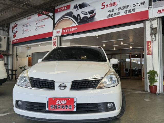 僅跑不到10萬. 車況超美,內裝超優 ;  5門大空間, 找一台全家人都能共享,帶小朋友的大空間,舒適的大空間.  第14張相片