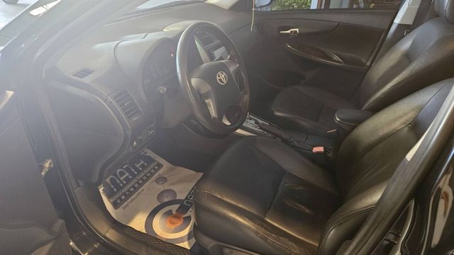 Altis 2012年出廠， 店面價24.8萬，網路特價只要22.8萬；就能擋住寒風，騎機車的辛苦，喜歡的朋友快來訂購喔  第11張相片