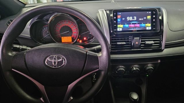 2015年10月份只有5萬多， 最漂亮的白色 原版件,車況超佳。  第13張相片