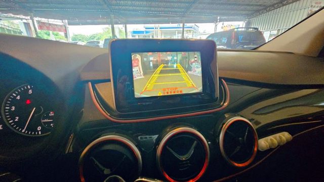 誰說進口車很貴,代步車也要很安全,全車原版件 車主超顧車全車剛保養完 就等你來賞車  第12張相片