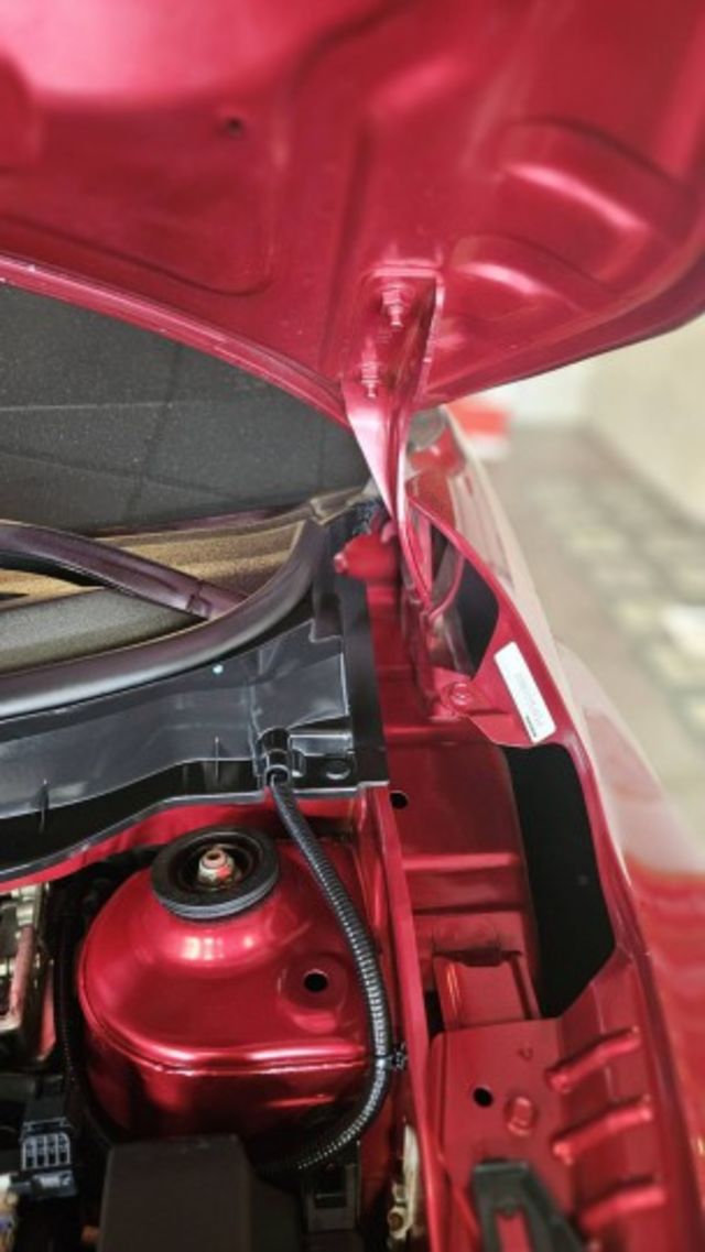 年前驚爆特惠價. KICKS 1.5，內外如新，旗艦版，跑10萬，全車原鈑件/360環景/免鑰匙/摸門/車道偏移  第12張相片