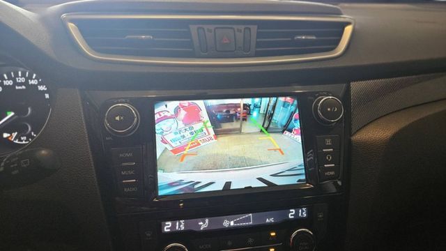 日產 X-Trail 2.0 ，CP值高，便宜入手，一手車， 內外如新， 車況佳，最漂亮的白色，少跑8萬3仟  第14張相片