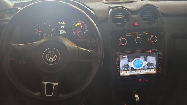 歐系平價休旅車，七人座 ，柴油，省油好開 ，前車主整理得很好。露營 ，家庭用車最適宜  第9張相片