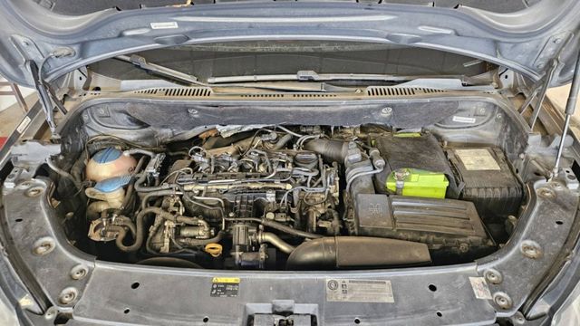 歐系平價休旅車，七人座 ，柴油，省油好開 ，前車主整理得很好。露營 ，家庭用車最適宜  第17張相片