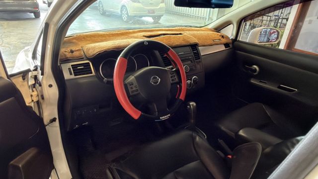 多變的季節裡，一台車況良好的代步車，為你的每一段路程提供穩定與保護。  第6張相片