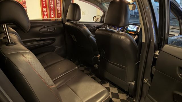 正七人座大空間！里程27萬正巔峰，豐田神車引擎耐操、車況極佳。全家出遊或商用載物皆全能，省油好養又保值，是您入手首選！  第14張相片
