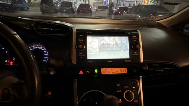 正七人座大空間！里程27萬正巔峰，豐田神車引擎耐操、車況極佳。全家出遊或商用載物皆全能，省油好養又保值，是您入手首選！  第16張相片